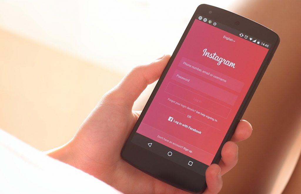 Instagram is down AGAIN and social media is going crazy