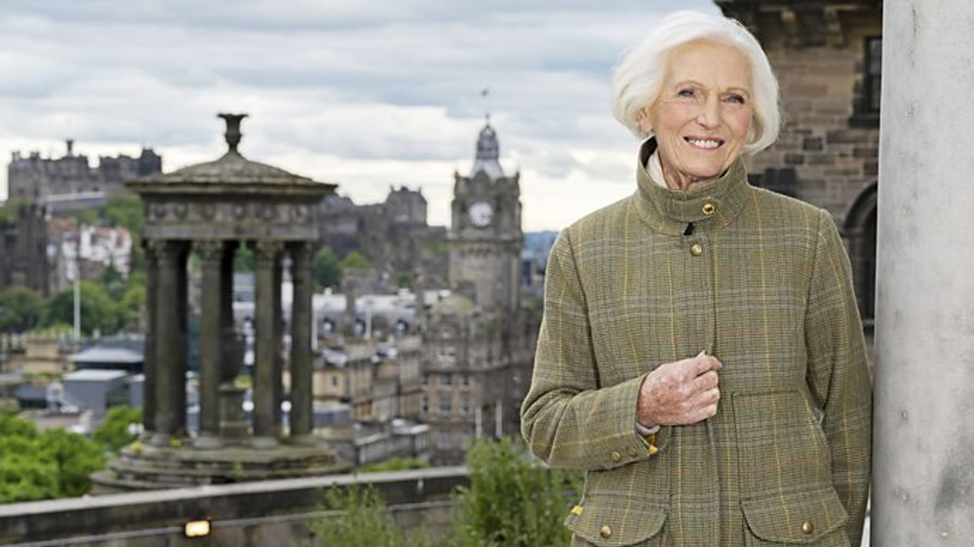 Dame Mary Berry to star in brand new sharing food TV series on the BBC