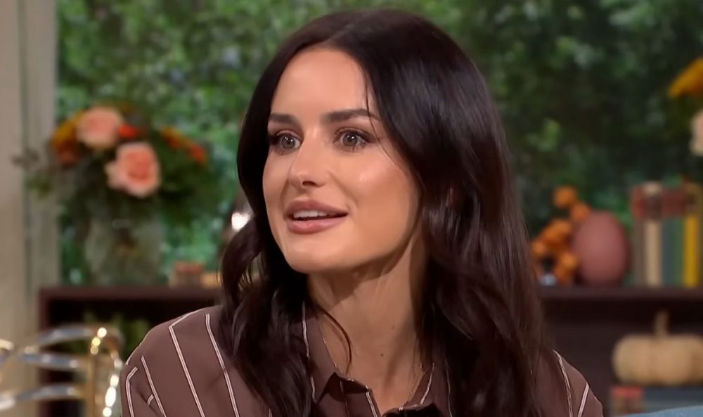 Amber Davies in tears over Strictly Come Dancing row as she defends 'dance experience'